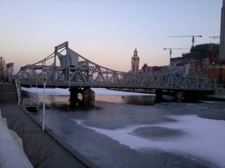 雪后早过天津桥偶呈诸客